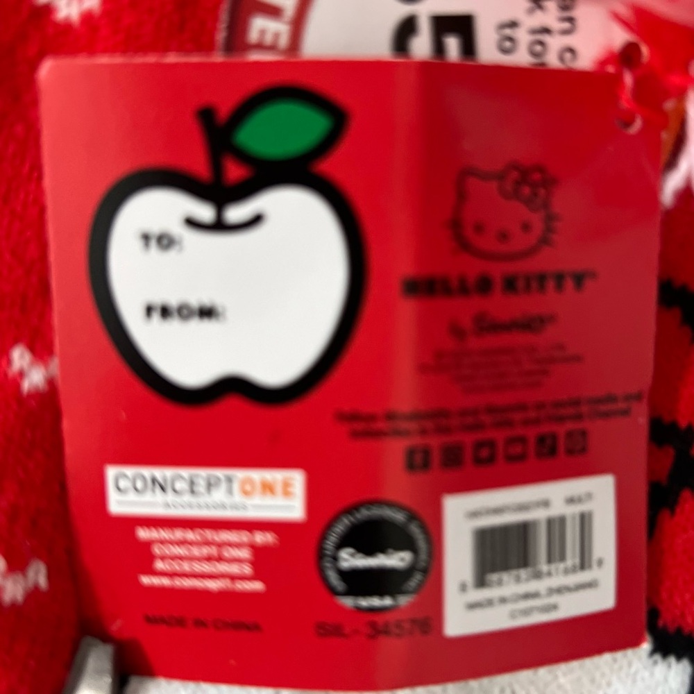 🤩 NEW LISTING! NEW, HELLO KITTY RED Pom Pom Beanie Hat One Size Adult. NWT, 2024 - Picture 4 of 4